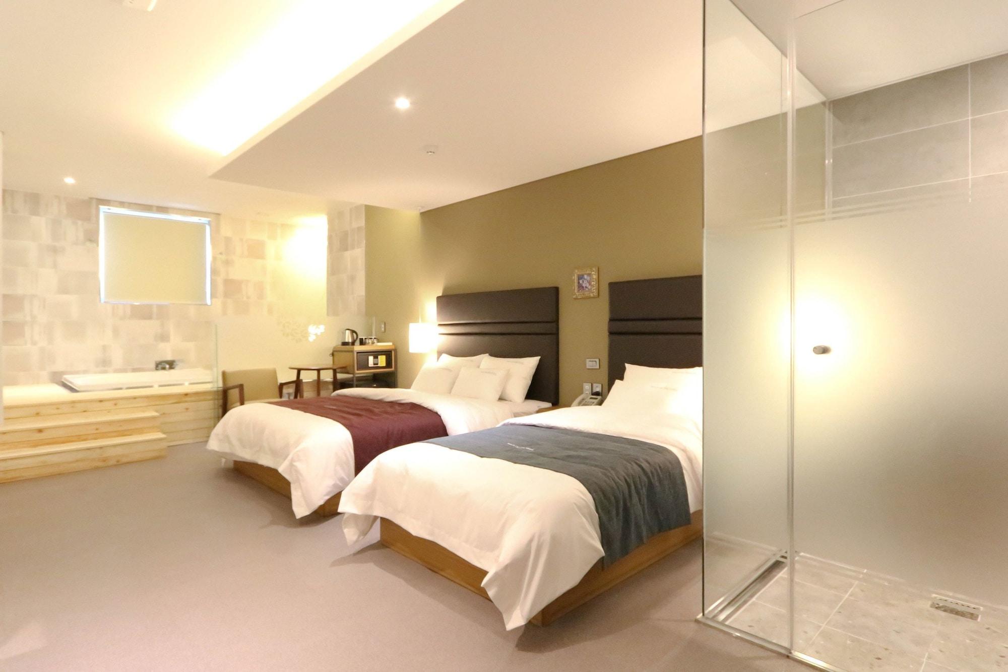 בוסאן Best In City Hotel מראה חיצוני תמונה