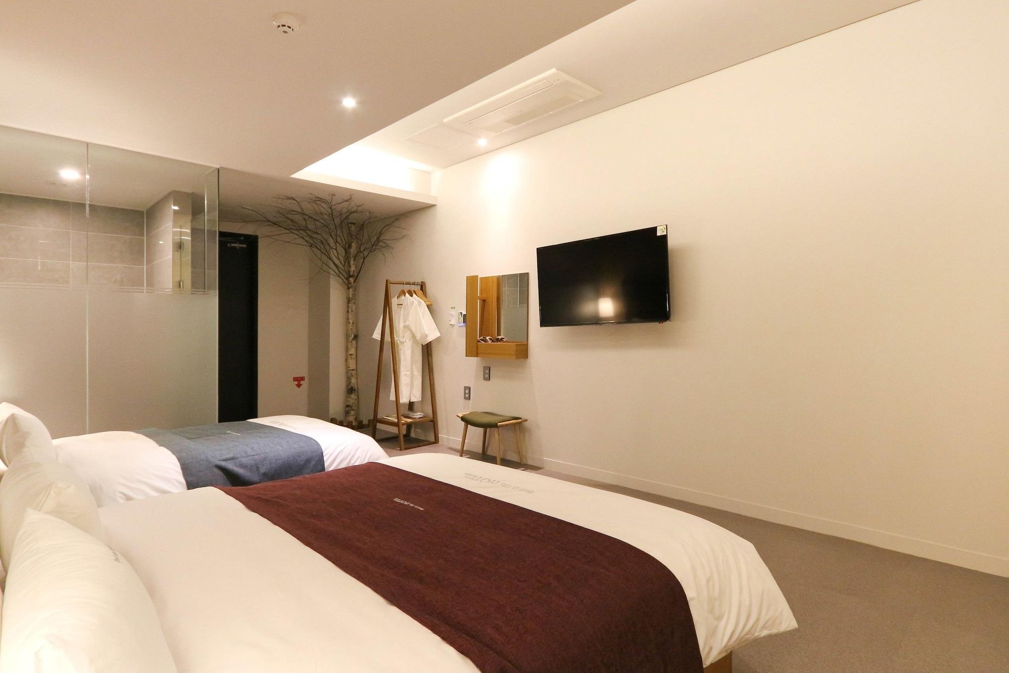 בוסאן Best In City Hotel מראה חיצוני תמונה